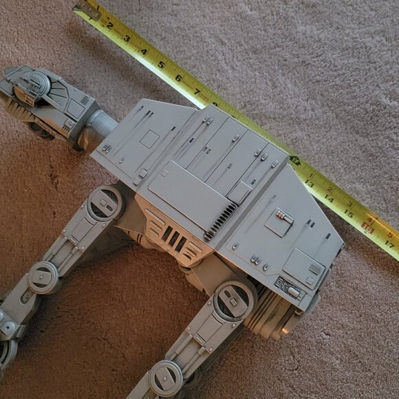 WOTC Star Wars AT-AT Imperial Walker Miniatures 2005 - Picture 12 of 12